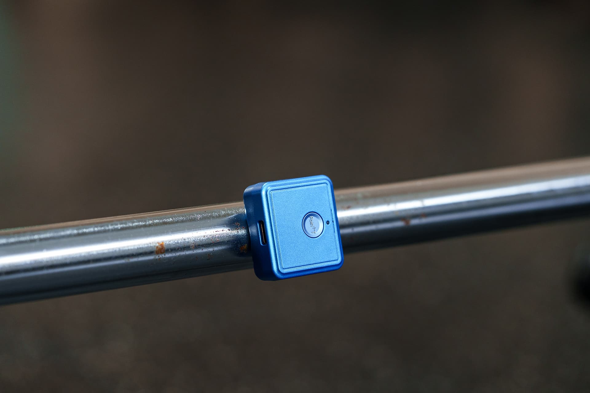 PoinT GO close-up on bar