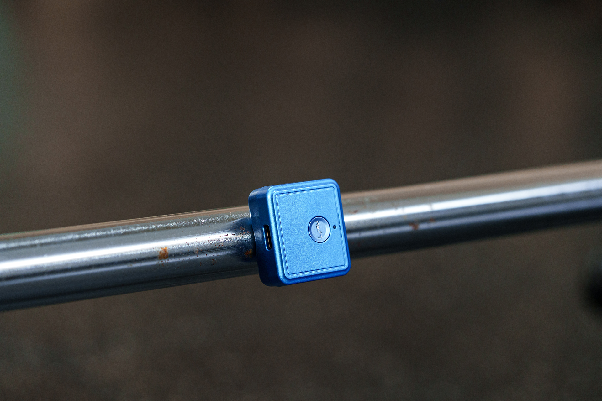 PoinT GO close-up on bar